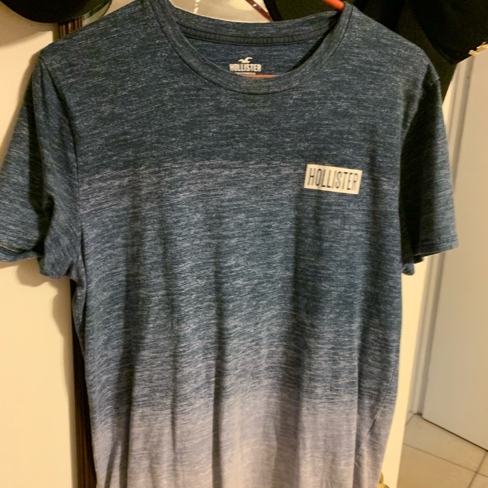Boys Hollister T